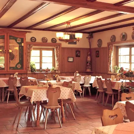 Brucker Guest house *